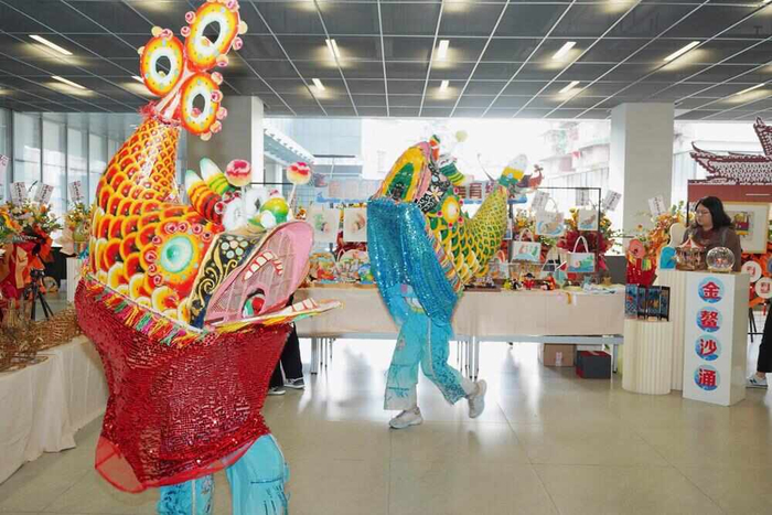 2025年穗港澳職工文化交流活動暨陳永鏘藝術(shù)展開幕 藝術(shù)為橋，共繪灣區(qū)人文新畫卷